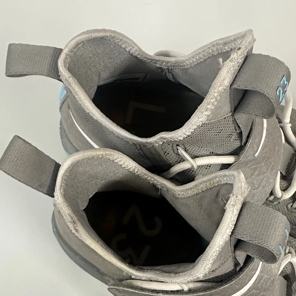 Nike LeBron 14 MAG Marty Mcfly Edition Matte Silver White  Lace Up 7 Y
